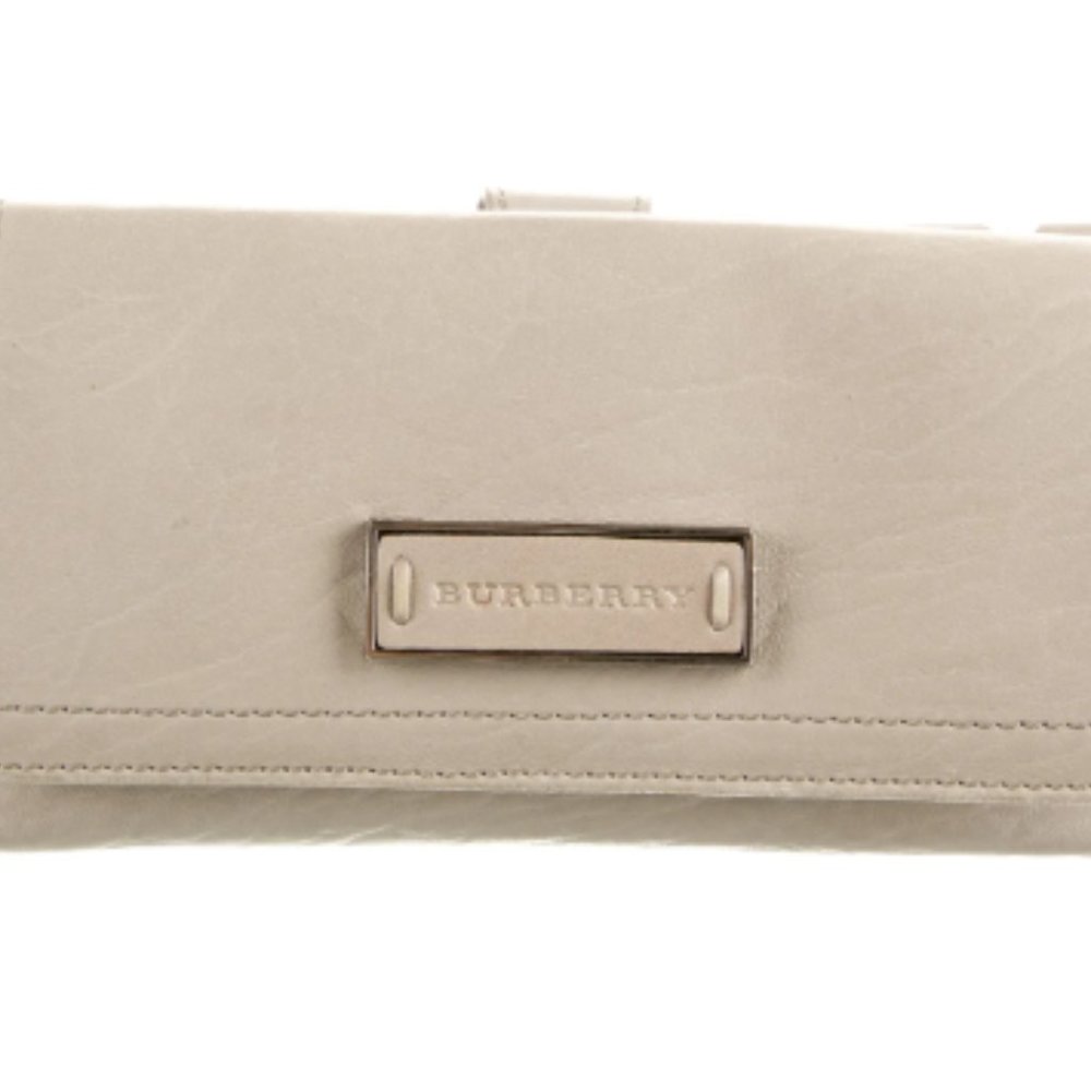 BURBERRY Leather Wallet